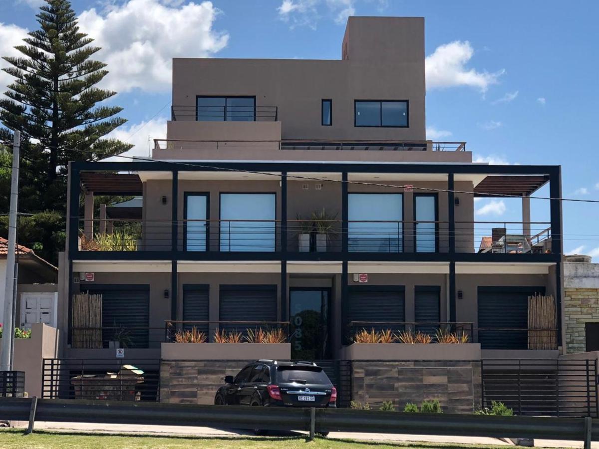 Departamentos Frente A La Playa Faro Vistas Del Sur Lägenhet Mar del Plata Exteriör bild